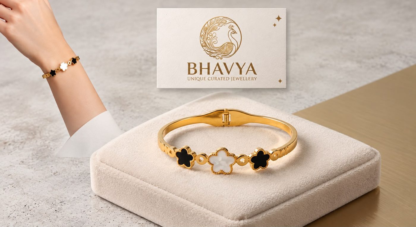 Flora Bracelet (Black & White Flowers)